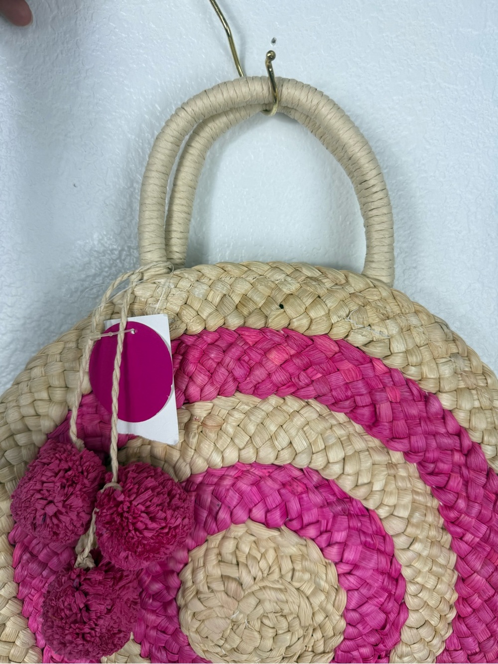 Straw pink and corn husk color circular bag with pom poms - Picture 4 of 7